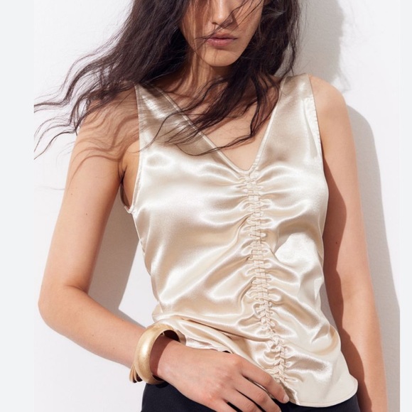 H&M Tops - H&M tank top outgoing top gold size Small